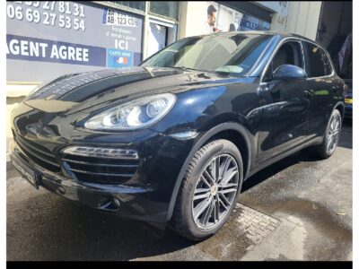 PORSCHE – CAYENNE – Tout-Terrain – Diesel – NOIR